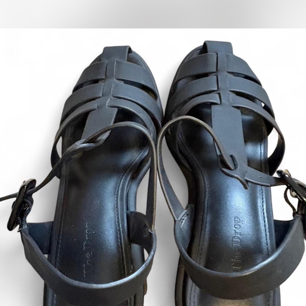 Iconic 90s Matte‎ Black Heeled Fisherman Sandals - Picture 7 of 8